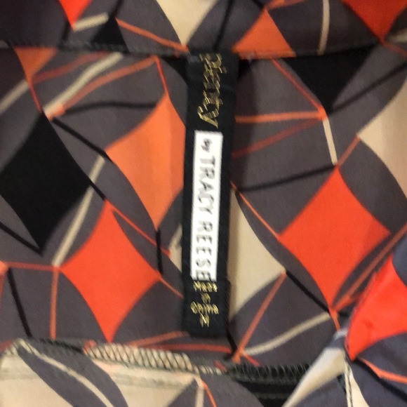 Plenty by Tracy Reese geometric print 100% silk top szM - Picture 7 of 12